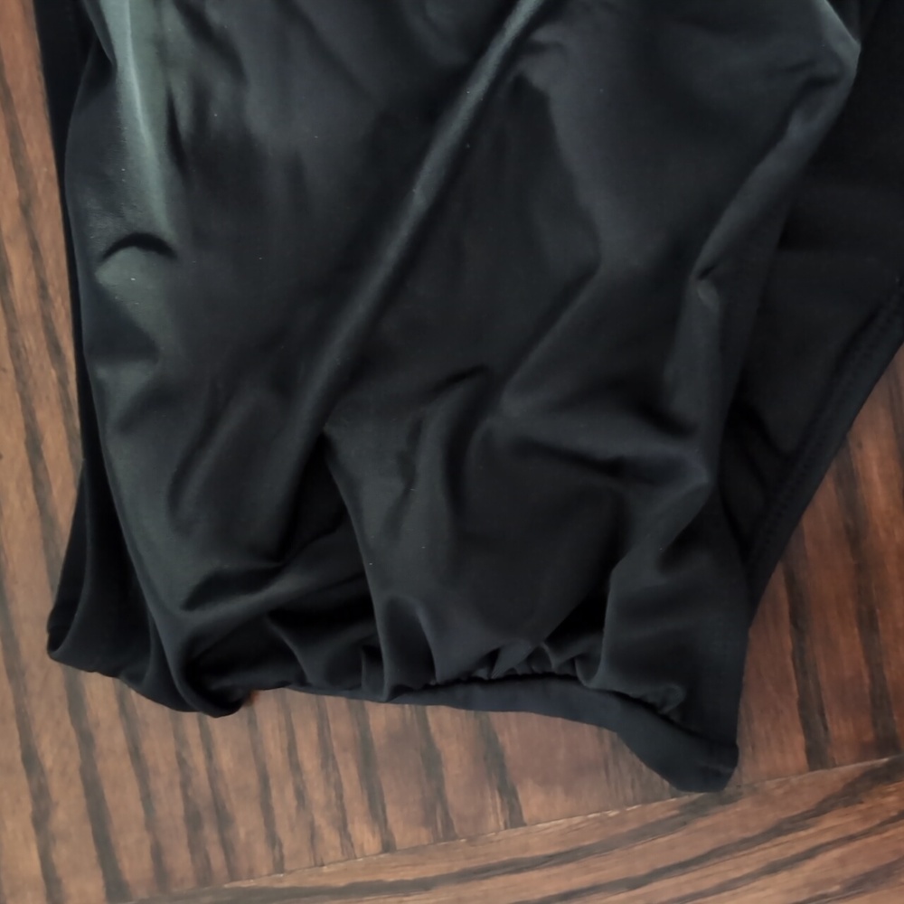 Bathing suit - Picture 4 of 6